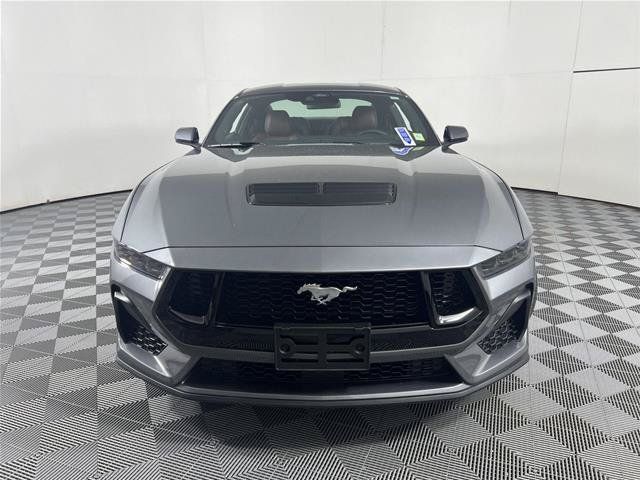 Certified 2026 Ford Mustang GT Premium RWD image 5