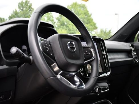 Used 2023 Volvo C40 P8 Recharge Plus w/ Protection Package Premier AWD/4WD image 15