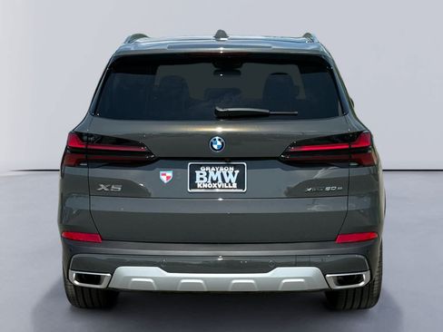 New 2026 BMW X5 xDrive50e w/ Executive Package AWD/4WD image 4