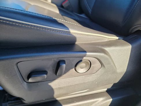 Certified 2024 Chevrolet Suburban Premier image 11