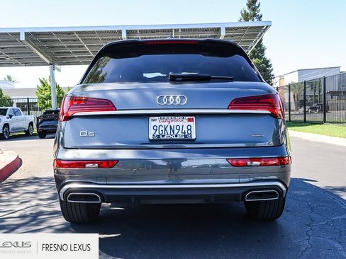Used 2023 Audi Q5 2.0T Premium w/ Convenience Package AWD/4WD image 5