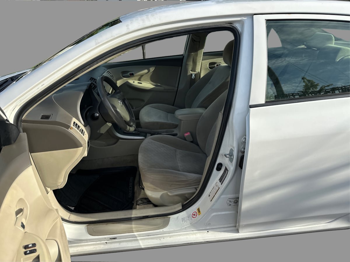 Used 2009 Toyota Corolla LE w/ All Weather Guard Pkg FWD image 20