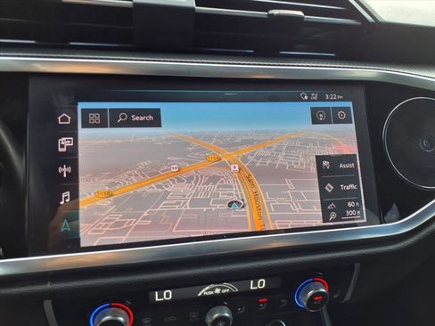 Used 2020 Audi Q3 2.0T Premium Plus w/ Premium Plus Package image 7