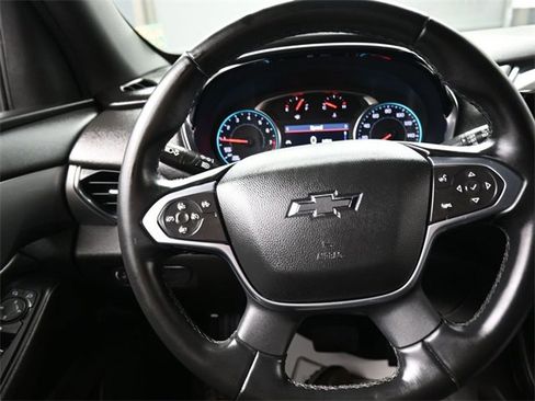 Used 2023 Chevrolet Traverse LT w/ Midnight/Sport Edition image 8