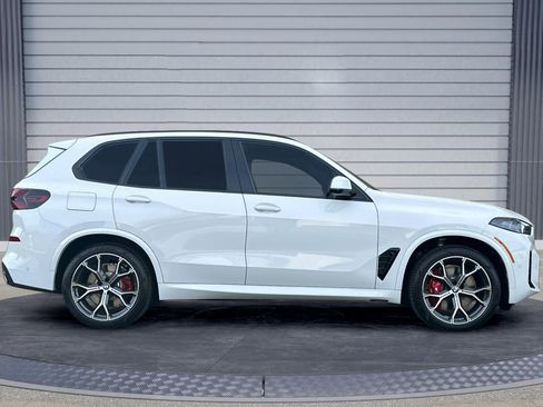 New 2026 BMW X5 xDrive50e w/ Executive Package image 3