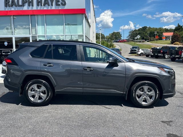 Used 2024 Toyota RAV4 XLE w/ Convenience Package FWD image 2