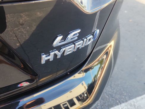 Used 2024 Toyota Corolla LE image 6