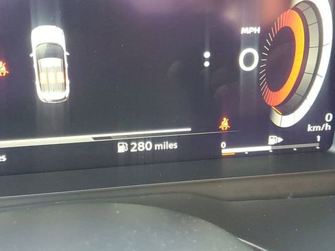 Certified 2024 Nissan Rogue SL image 22