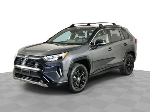 Used 2023 Toyota RAV4 XSE AWD/4WD image 1