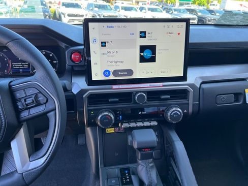 New 2026 Toyota 4Runner TRD Off-Road Premium AWD/4WD image 14