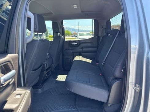 Used 2023 Chevrolet Silverado 1500 Custom Trail Boss AWD/4WD image 15
