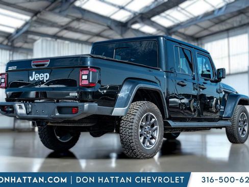 Used 2021 Jeep Gladiator Overland w/ Uconnect 4C Nav & Sound Group AWD/4WD image 32