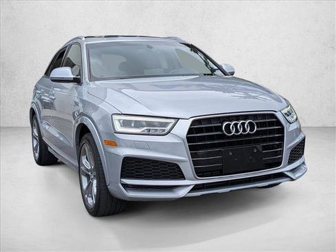 Used 2018 Audi Q3 2.0T Premium Plus w/ Premium Plus Package FWD image 3