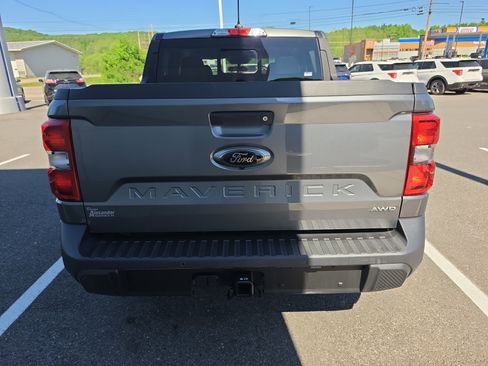Used 2024 Ford Maverick Lariat w/ Black Appearance Package AWD/4WD image 4
