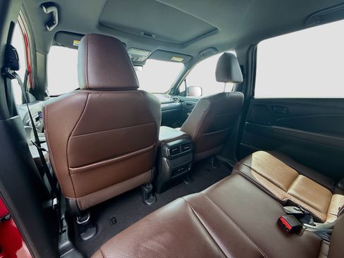 Certified 2024 Honda Passport EX-L image 24