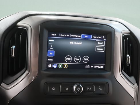 Used 2022 Chevrolet Silverado 1500 Custom Trail Boss w/ Safety Confidence Package AWD/4WD image 10