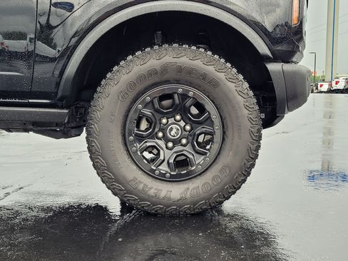 Certified 2023 Ford Bronco Wildtrak AWD/4WD image 10