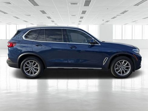 Certified 2023 BMW X5 xDrive40i w/ Premium Package image 2