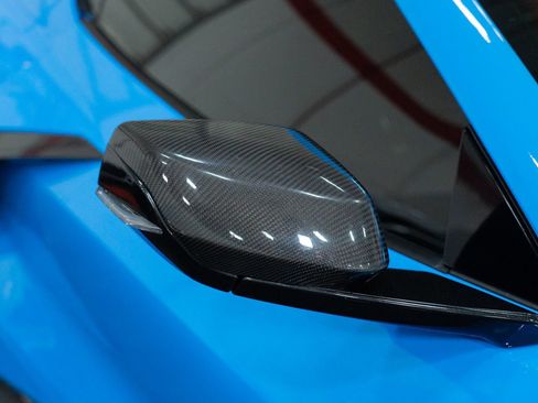 Used 2023 Chevrolet Corvette Stingray Preferred Cpe w/ Z51 Performance Package RWD image 17