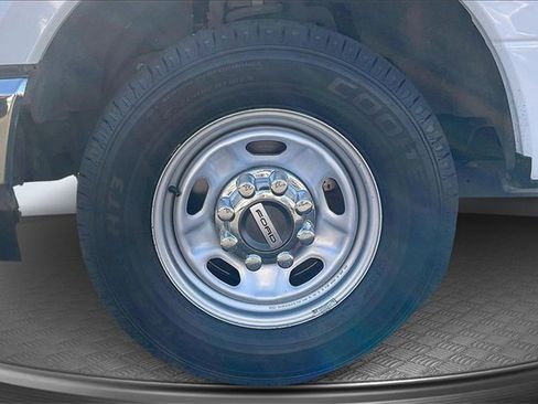 Certified 2020 Ford F250 XL w/ Power Equipment Group image 8