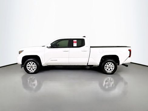 New 2025 Toyota Tacoma SR5 image 8