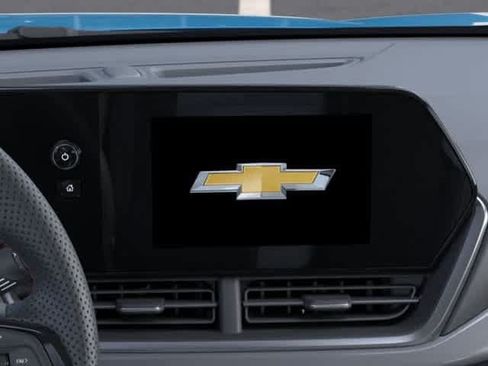 Used 2026 Chevrolet Trax RS w/ Sunroof Package FWD image 20