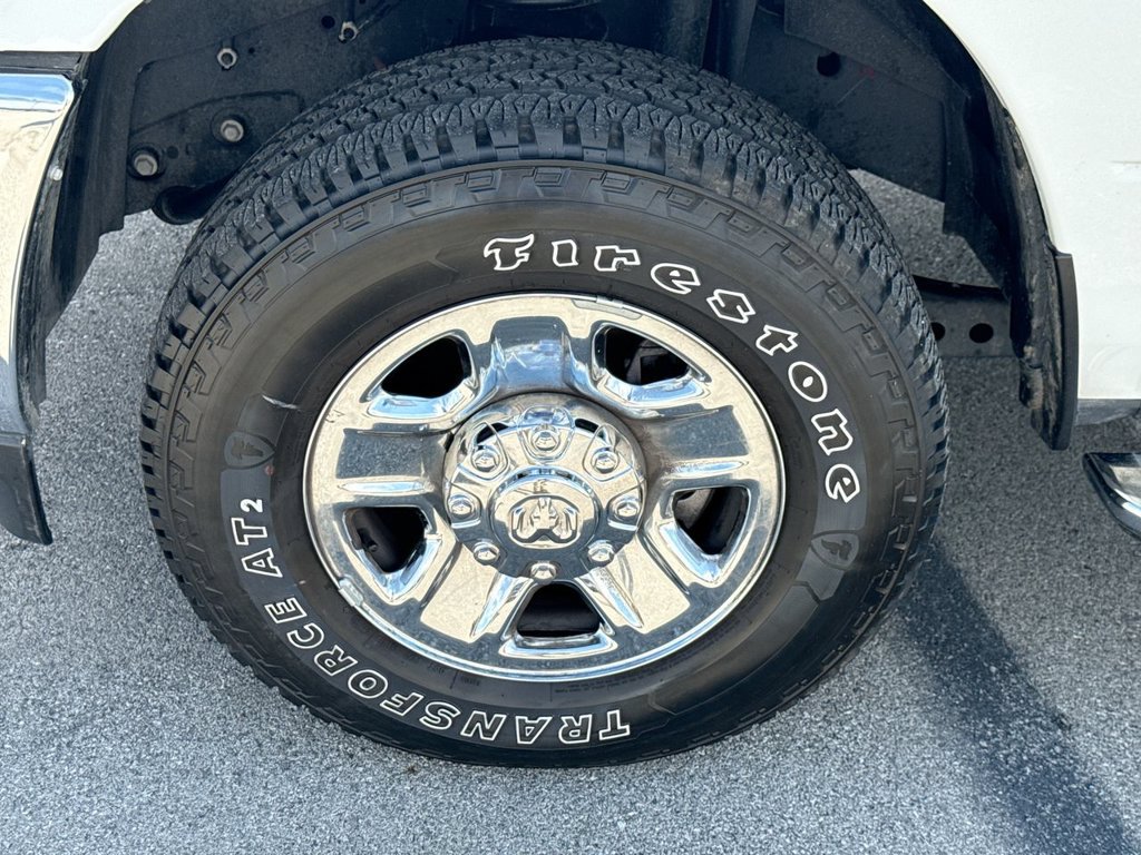 Used 2024 RAM 2500 Tradesman w/ Chrome Appearance Group AWD/4WD image 10