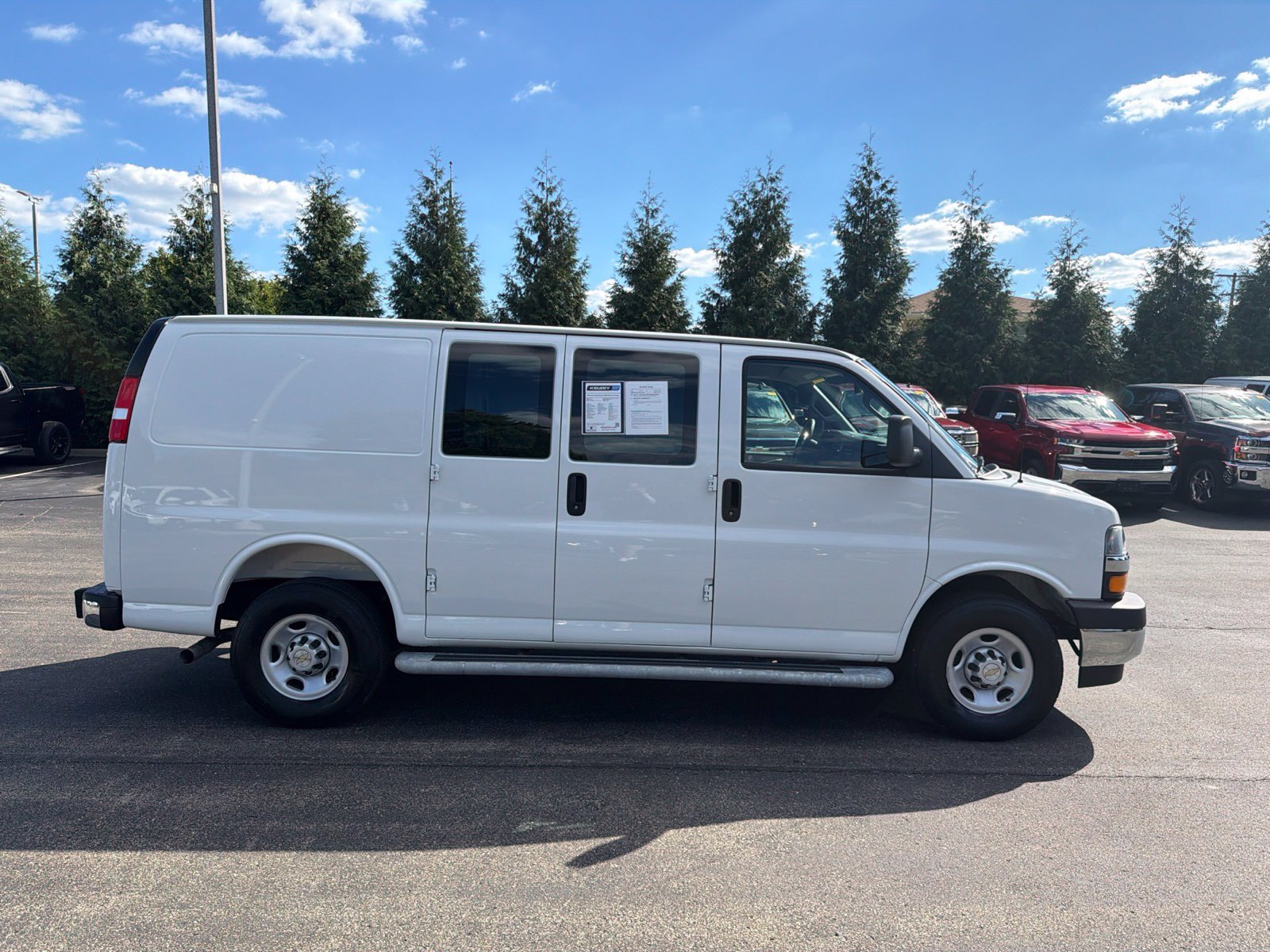 Used 2025 Chevrolet Express 2500 w/ Driver Convenience Package RWD image 6