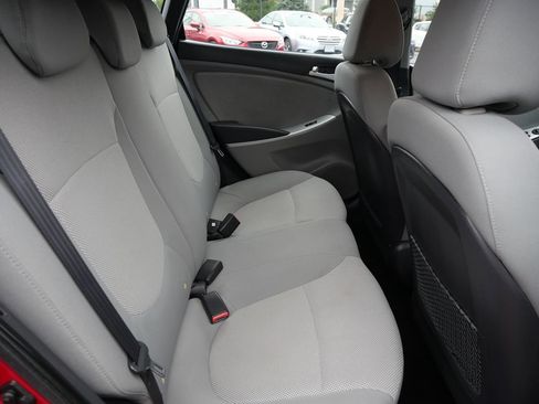 Used 2014 Hyundai Accent GS image 30