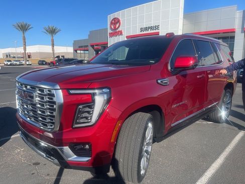 Used 2026 GMC Yukon Denali w/ Denali Reserve Package image 14