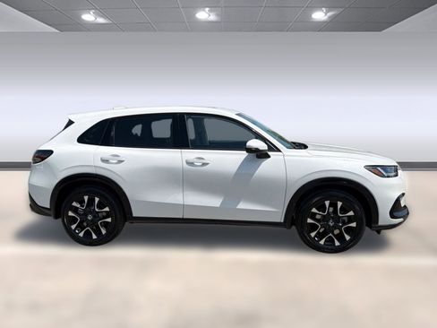 New 2026 Honda HR-V EX-L image 8