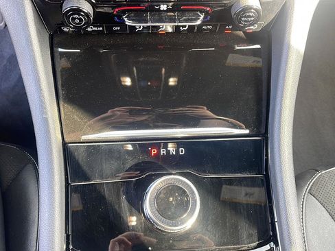 Used 2023 Jeep Grand Cherokee Altitude image 19