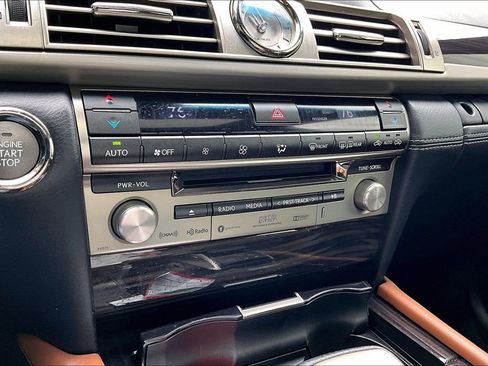 Used 2017 Lexus LS 460 w/ F Sport Midnight Edition RWD image 15