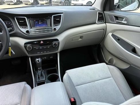 Used 2016 Hyundai Tucson SE w/ Option Group 02 image 31
