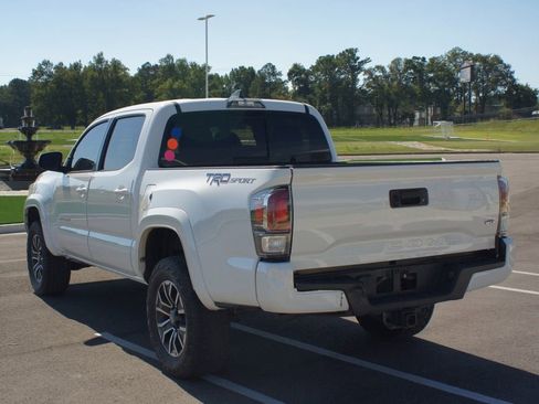 Used 2021 Toyota Tacoma TRD Sport image 10