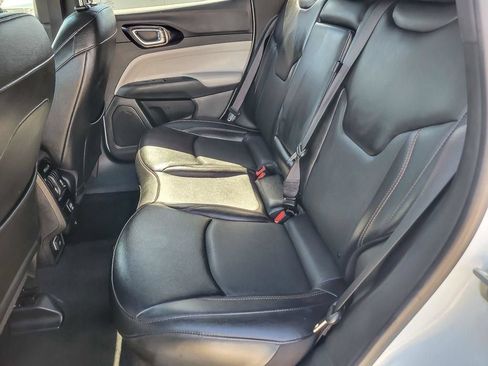 Certified 2023 Jeep Compass Limited AWD/4WD image 12