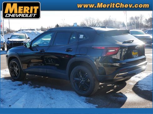 New 2026 Chevrolet Trax ACTIV w/ Driver Confidence Package image 2