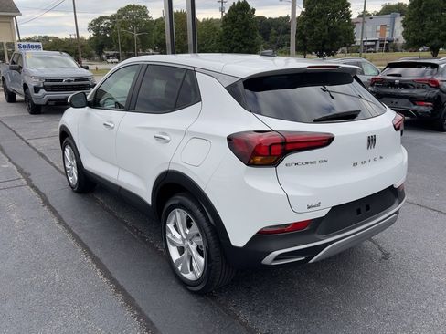 Used 2024 Buick Encore GX Preferred image 5