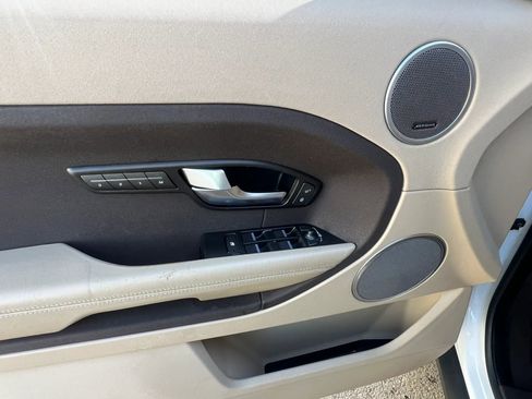 Used 2014 Land Rover Range Rover Evoque Pure Plus image 13