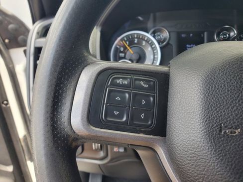 Used 2021 RAM 2500 Tradesman w/ Chrome Appearance Group AWD/4WD image 16