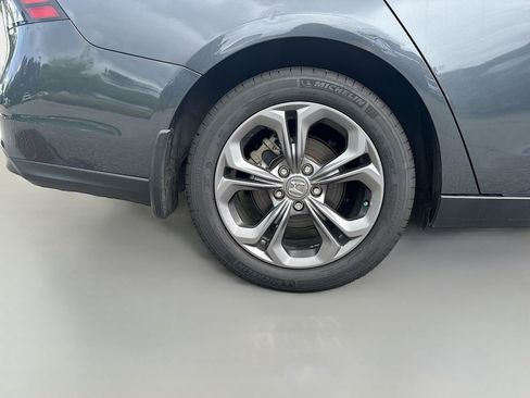Used 2023 Honda Accord EX image 13