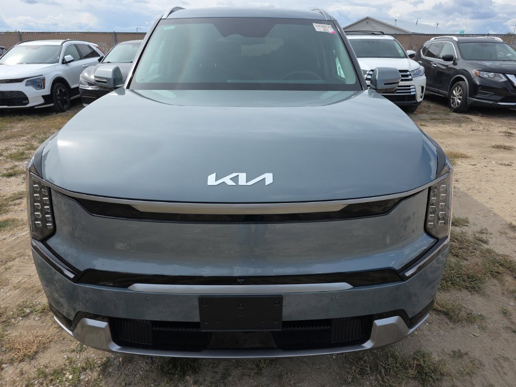 Certified 2024 Kia EV9 Land AWD/4WD image 8