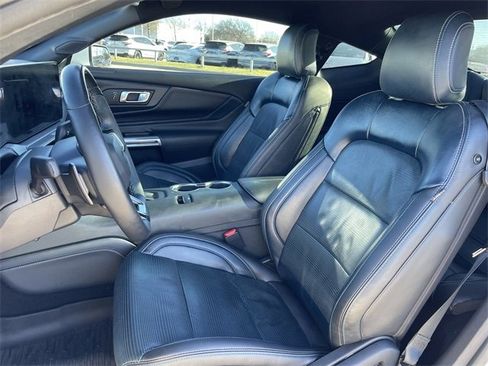 Used 2024 Ford Mustang GT Premium image 22
