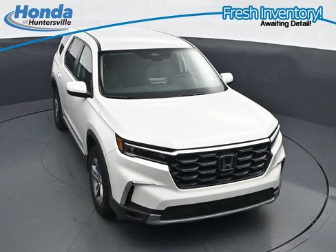 Used 2025 Honda Pilot EX-L image 19