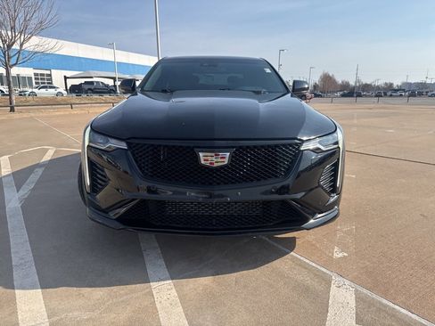 Used 2022 Cadillac CT4 V w/ Climate Package image 11