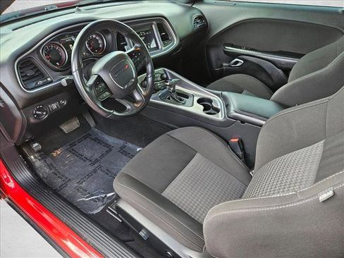 Used 2020 Dodge Challenger R/T image 9