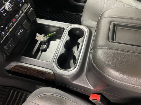 Used 2019 GMC Sierra 1500 Elevation w/ Elevation Value Package image 17