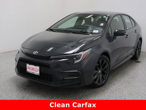 Used 2024 Toyota Corolla SE image 2