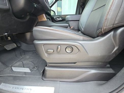 Used 2022 Chevrolet Tahoe High Country image 23