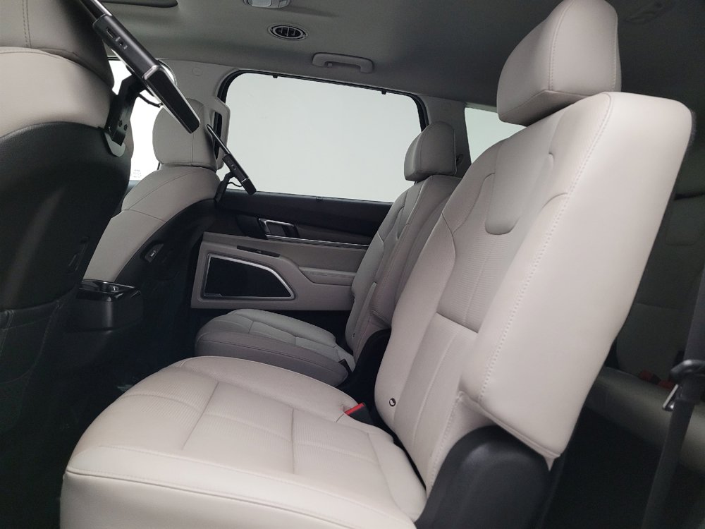 Used 2022 Kia Telluride EX w/ EX Premium Package FWD image 18